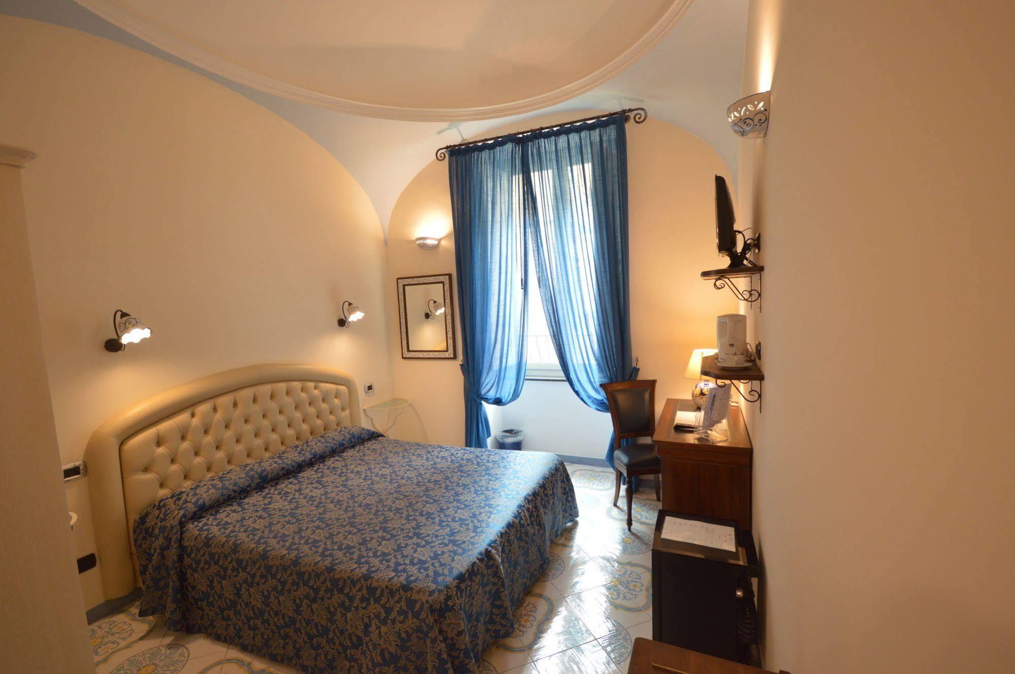 B&B Palazzo Pisani Amalfi Extérieur photo